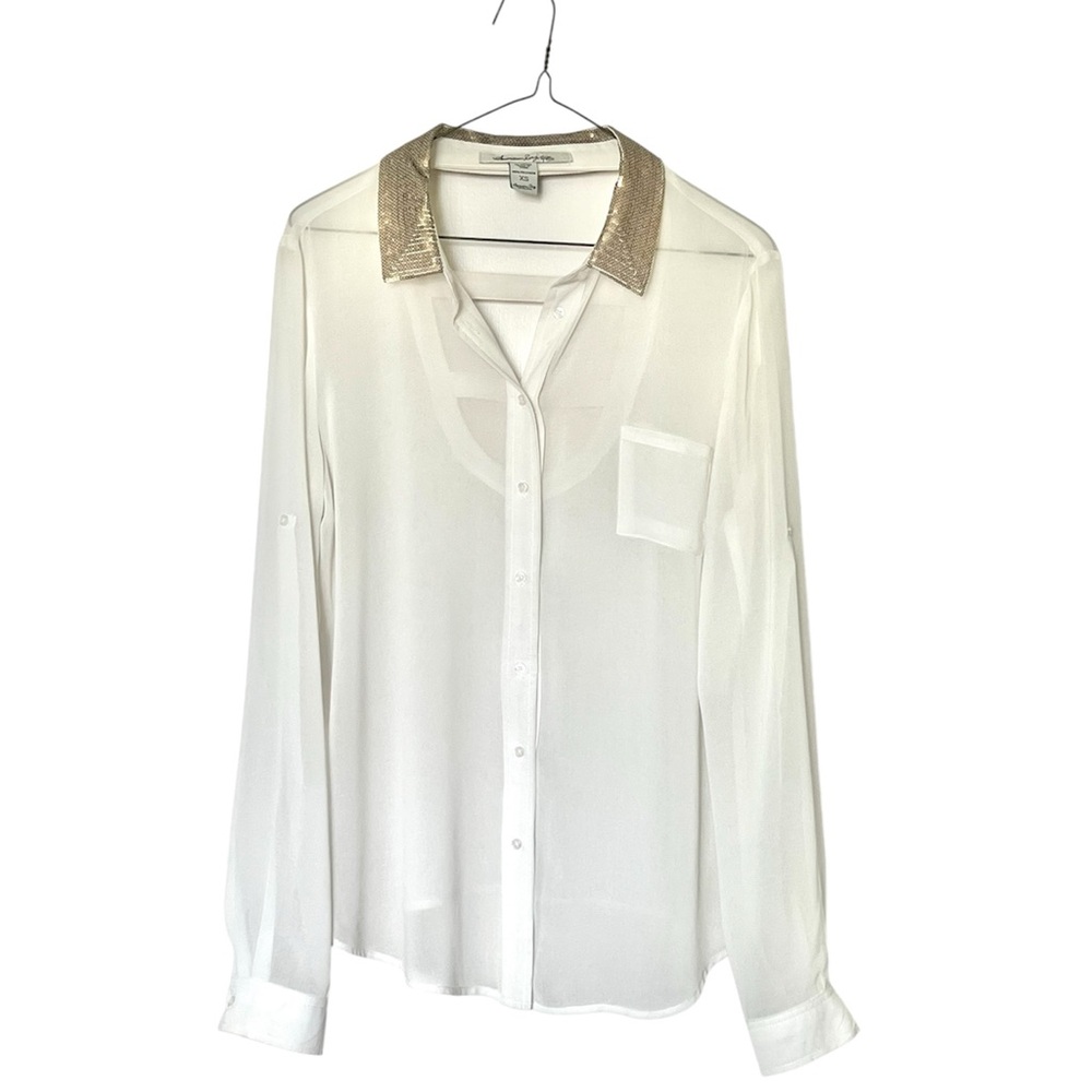 American Rag Cie Long Sleeve Button Up Blouse with Gold Collar